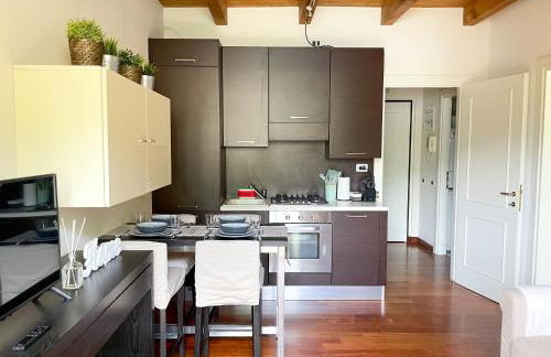 Regina di Laglio - Private Garden, Free Undercover Parking - Foto 6