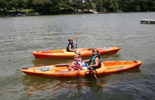 Rustic Waterfront Cottage Rental on the Guadalupe River in Texas - Photo 2