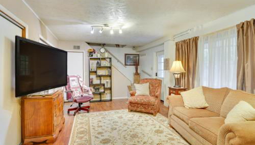 Fort Calhoun Home with Screened Porch and Playground! - Foto 5