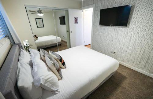 Game Night Downtown - BSU - Slots - Over 100 Games - Foto 75