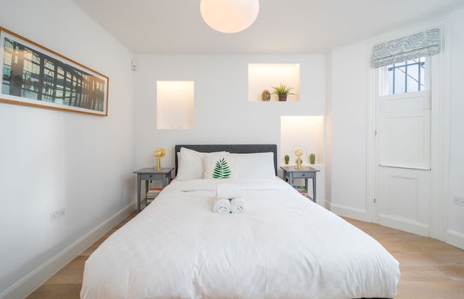 JOIVY Stylish 2-Bed Flat W/ Private Garden In Notting Hill, - Foto 3
