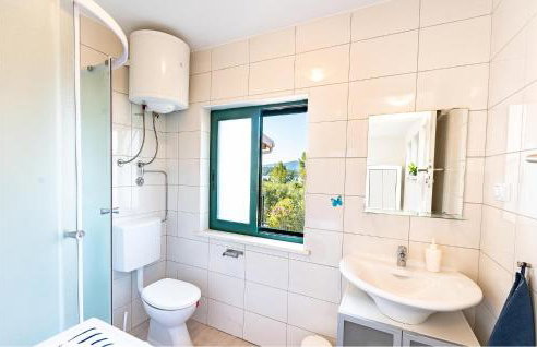 Beautiful Home In Pupnat - Photo 38