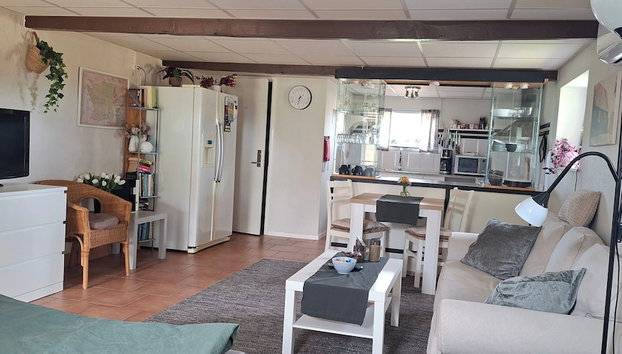 1 Bed Flat - Sleeps 3 - Pets - Parking - Wifi - Foto 4, Zona de estar