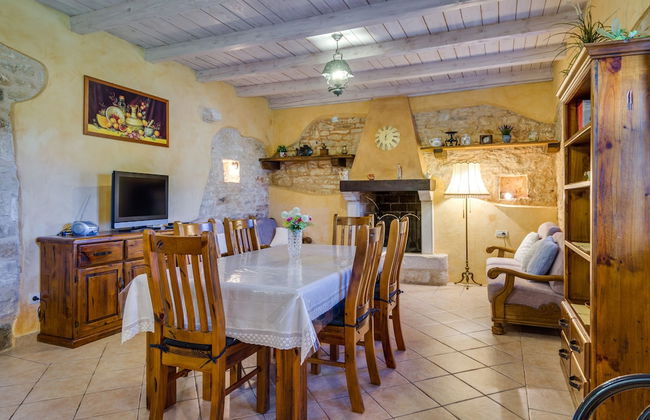 Especially charm stone house with a pool - Foto 16