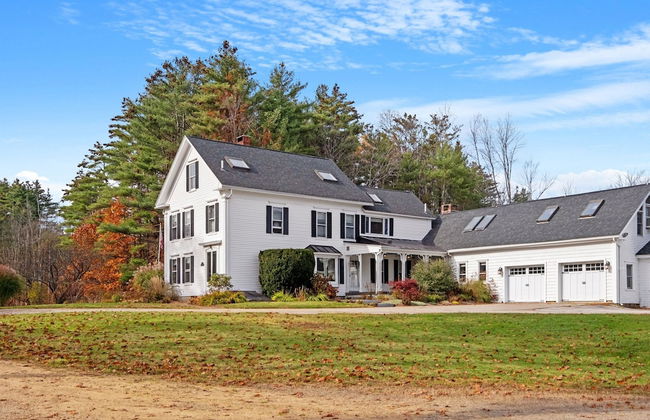 Cozy Stay w Fireplace Near Gunstock Laconia - Photo 15