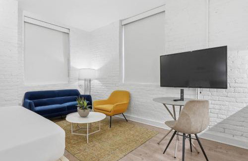 Placemakr Dupont Circle - Photo 44