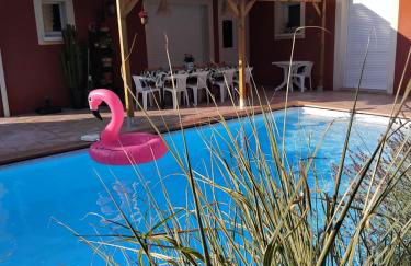 Maison spacieuse avec piscine et jardin - Foto 1