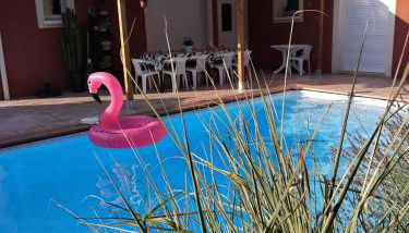 Maison spacieuse avec piscine et jardin - Foto 1