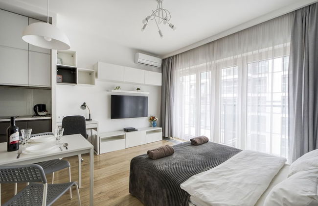 Warsaw Night Apartments MennicaResidence - Photo 18