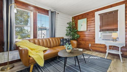 Modern Studio • Balcony • Pet Friendly - Foto 3