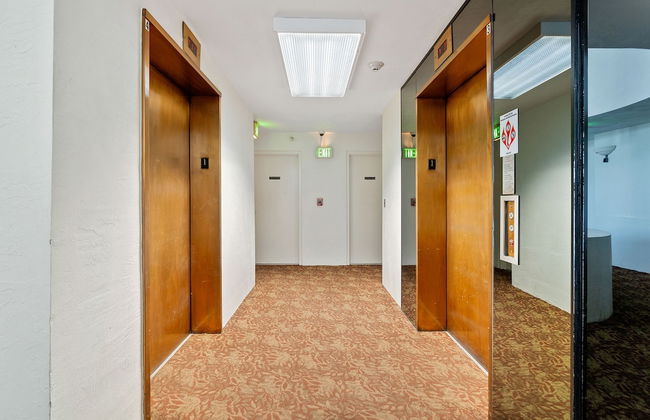 Beachfront 3 Bed Condo Daytona Beach Shores FL - Foto 46