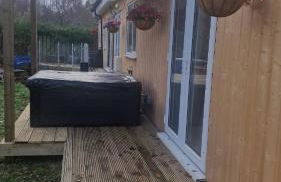 Luxurious, Unique & Elegant Cottage with Hot Tub - Foto 26