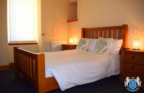 Two Bedroom Town Centre Apartment - Photo 1