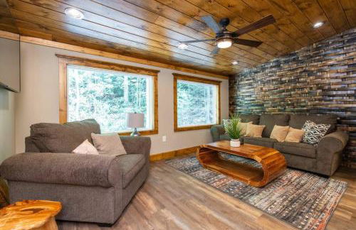 Hot Tub & WiFi - Angel's View - Red River Gorge KY - Foto 47