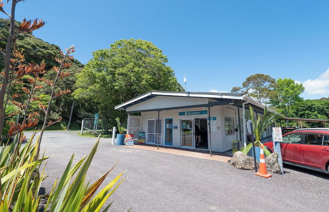 Waitangi Holiday Park - Foto 2