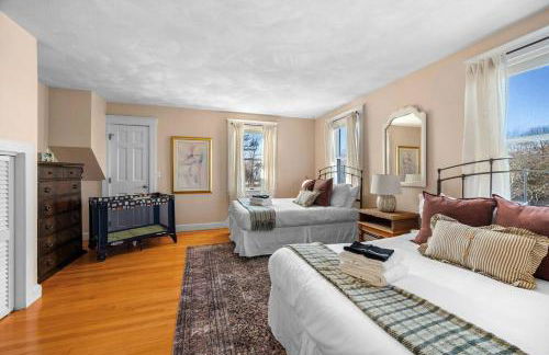 Private Pickleball | Family Friendly | Sleep 18 - Photo 52