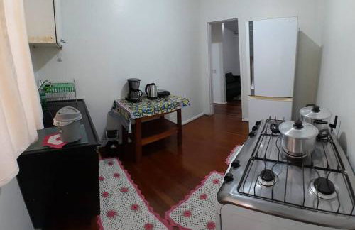 Casa Com 2 quartos, Garagem Ar tv - Foto 14