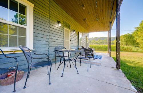 Hot Tub and Creek Views Secluded Perryville Cabin - Foto 31