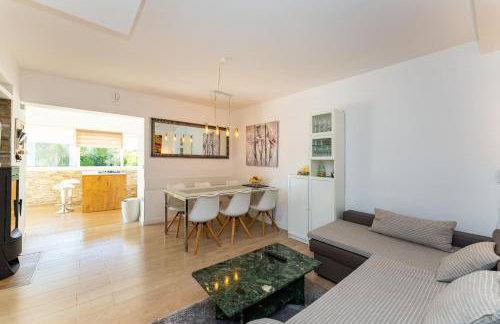 MY DALMATIA - Villa Sucic with private pool and mountain view - Foto 17