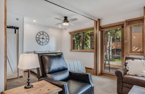 Laurelwood Condominiums 102 - Foto 24