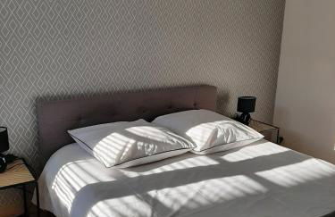 CHARMANT APPARTEMENT CENTRE VILLE LE RONSARD - Foto 13