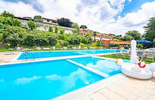 Joly House - Photo 1