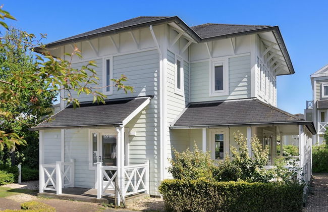 Restyled Villa Near the Beach - Photo 1