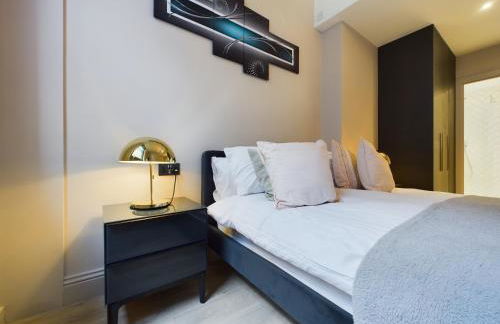 Luxury Stunning 2bedroom city centre - Foto 30