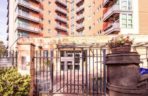 Luxury 2 Bed Apartment In Central Leeds Sleeps 6 - Foto 23