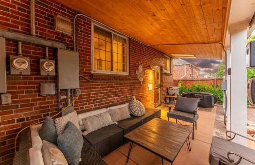 Movie Theatre Hot Tub Outdoor Grill - Foto 33