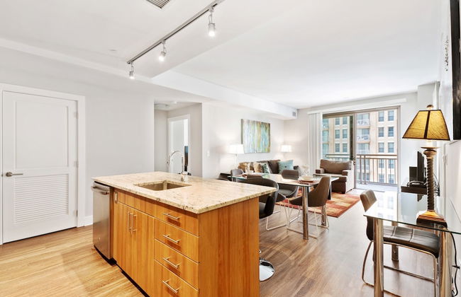 Bluebird Suites near Pentagon - Photo 44