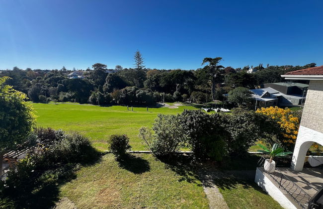 Waiake Beach Apartments - Photo 22