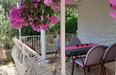 Apartment Emili Marina - Photo 1