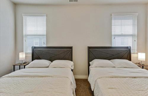 Modern W Pool, Gym, HotTub, Golf, Pet Friendly - Foto 17