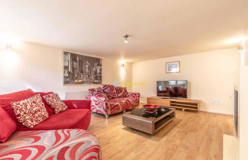 Chestnut Cottage - Stunning Countryside Views! PARKING, 4 BED, 3 BATHROOMS - By Tempstay - Foto 5