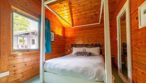 Chalet Lodge 3 Hot Tub by Interhome - Foto 4