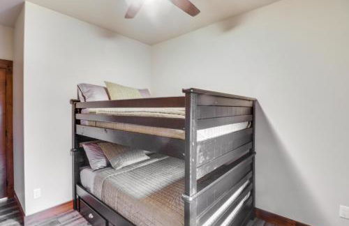 Downtown Columbia Falls Condo: 16 Mi to Ski Resort - Foto 40