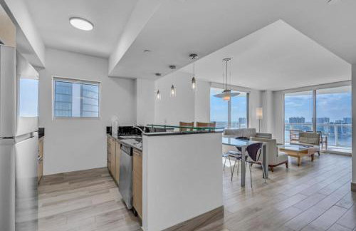 Steps to the Sand Beachfront Escape- 25th Floor Views - Foto 51