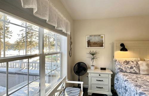 Waterfront Family & Pet Friendly Home with Hot Tub "Sandpiper Shores" - Foto 44