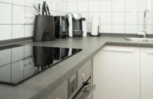 KELLER APARTMENT l 10C - Photo 13