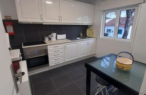 Casas da Escola - "Casa da Professora" - Meãs - Foto 26