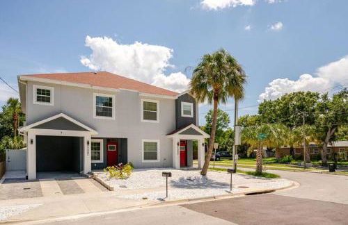 4 Bedroom 3 Full Bath Boho Oasis Saltwater Pool Near Downtown, North of Hyde Park Sleeps 12 Pets OK - Foto 47