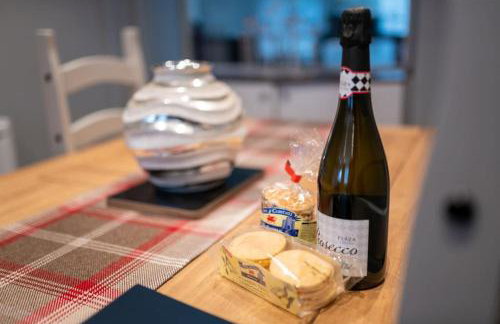 2 Bed Sleeps 4 Central Haverfordwest Town House - Foto 3