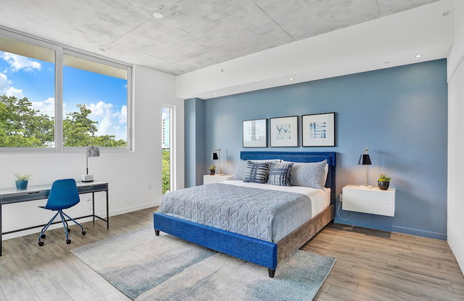 Design District Suites - Photo 14