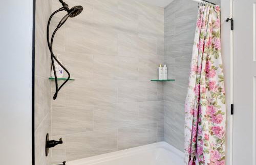 Deck Central Indy Retreat in Walkable Location! - Photo 17