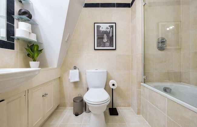 The St Johns Wood Classic - Snazzy 2bdr Flat - Photo 19