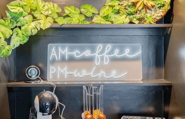 Newly Renovated 3BD Home, Islington! - Foto 30