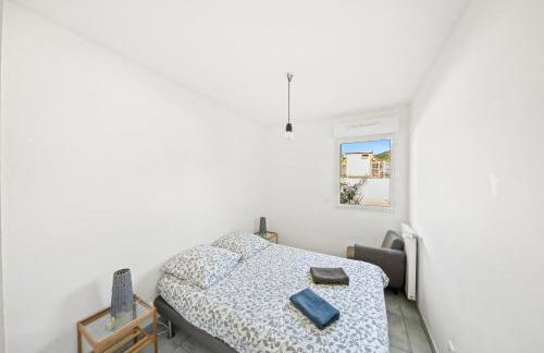 Au bout de la rue la Mer- T3 Jardin Piscine PARKING WIFI BY HC - Foto 9