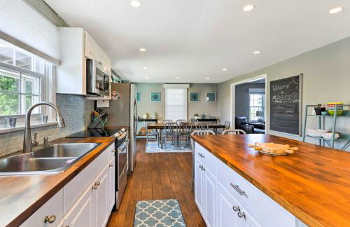 Fantastic Plymouth House with Deck and Ocean Views! - Photo 7