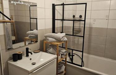 A&M Games and spa - Foto 8